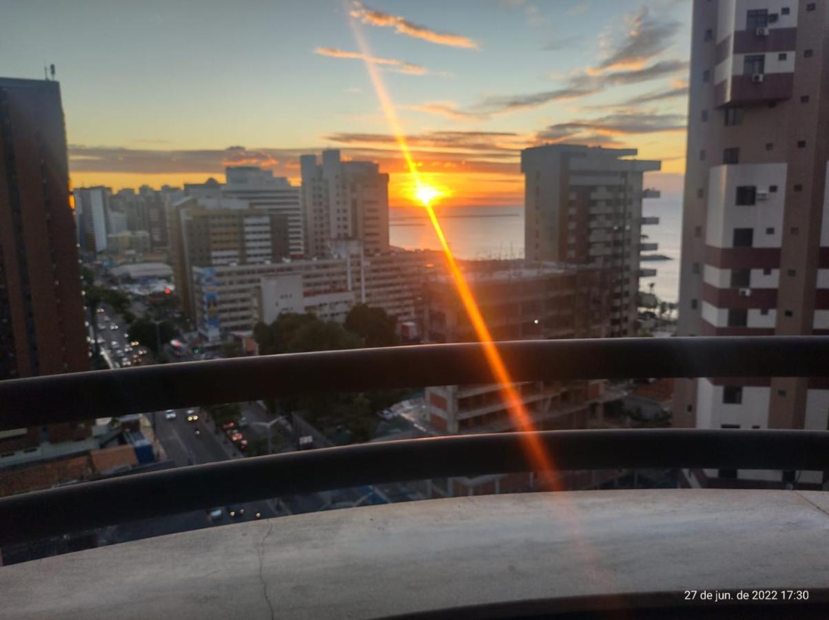 Lindo Flat Proximo A Beira Mar De Meireles Fortaleza Exterior photo